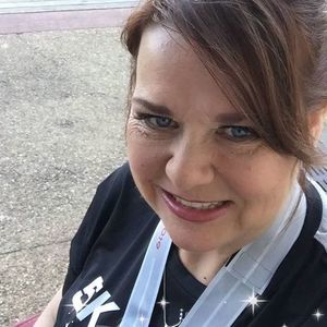 Meet your Posher, Beth